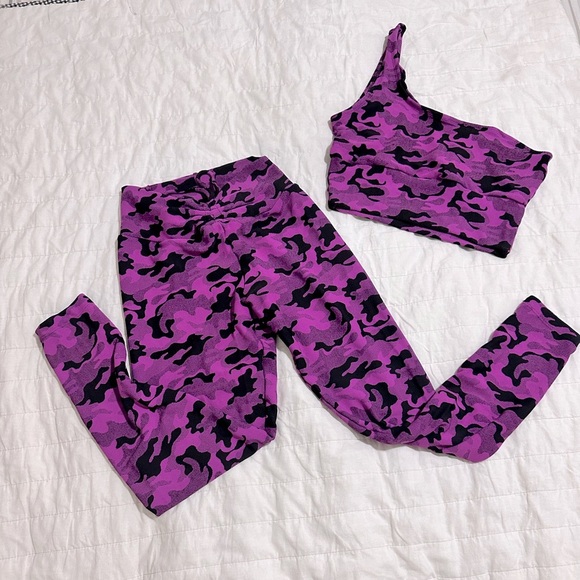 Purple Camouflage Leggings and Crop Top Set - Picture 1 of 2